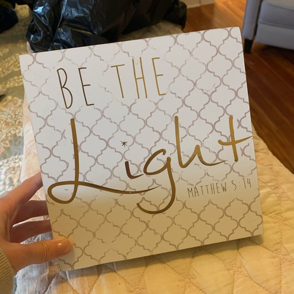 Home decor - Picture 1 of 2